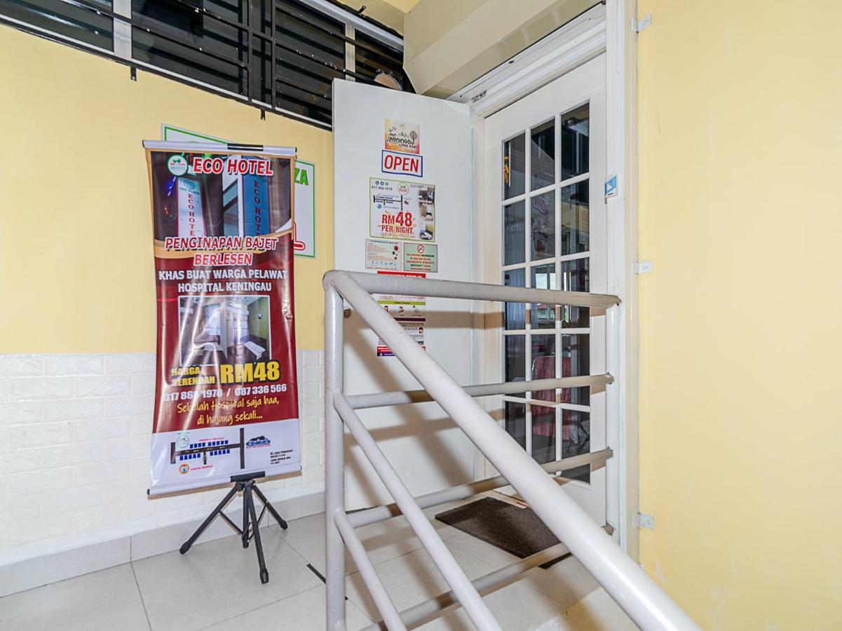 SPOT ON 90042 One Plaza Eco Hotel Keningau Exterior foto