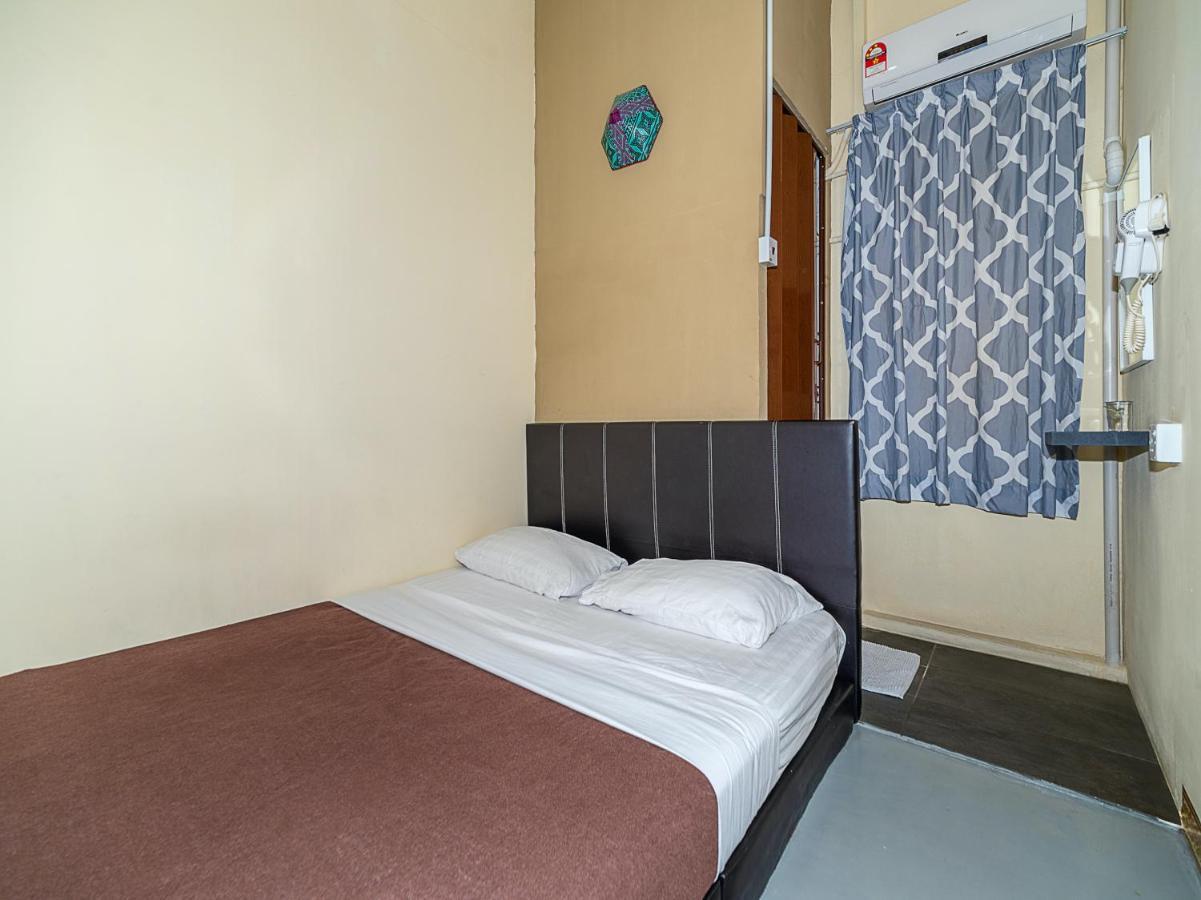 SPOT ON 90042 One Plaza Eco Hotel Keningau Exterior foto