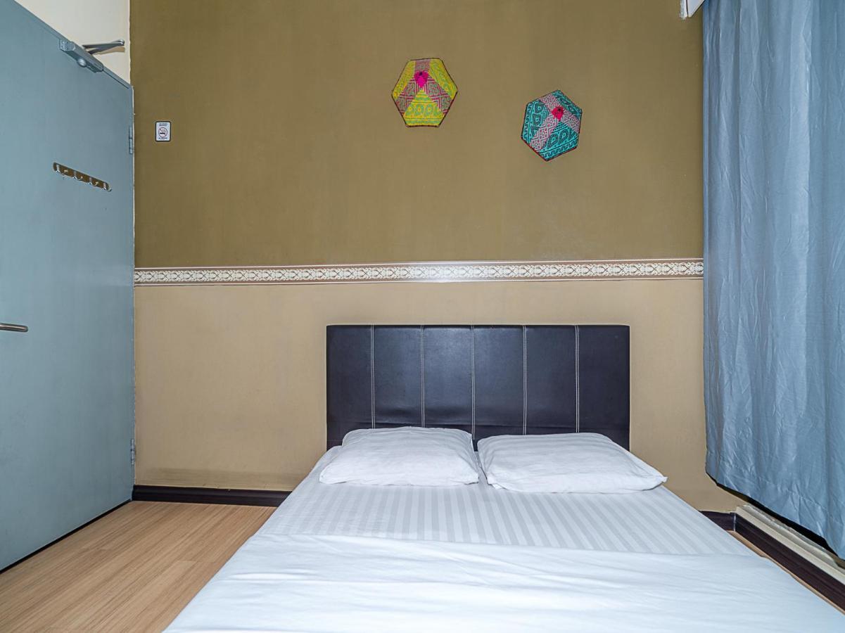 SPOT ON 90042 One Plaza Eco Hotel Keningau Exterior foto